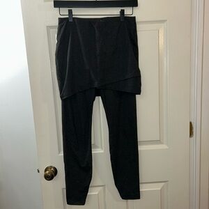 Elastic waistband skirted leggings